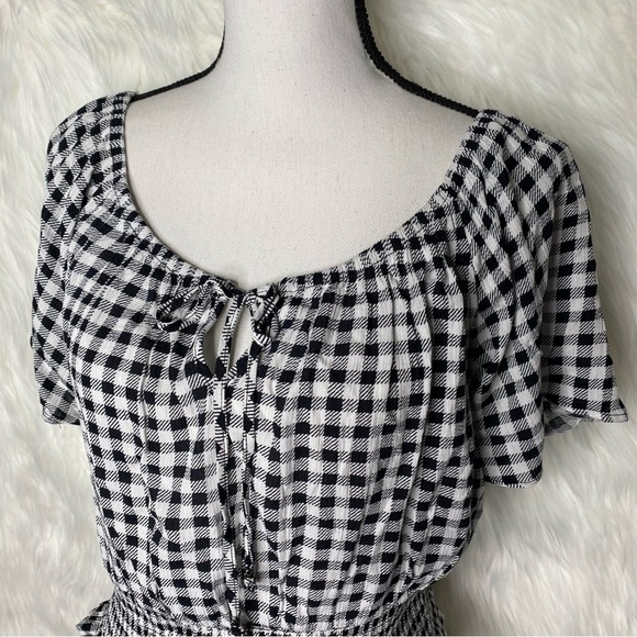 Pink Rose Black GinghamTop Size Medium - Picture 4 of 13